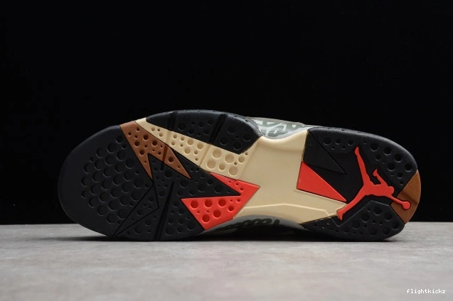Icicle 7 Patta Air AT3375-100 x Jordan 0813